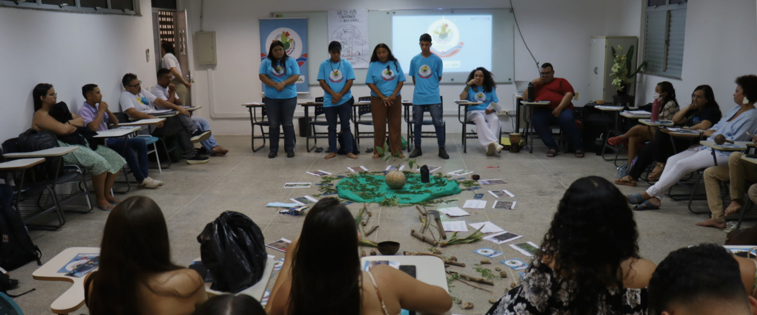 Roda de conversa discute juventude e agrofloresta no Semiárido durante Feira da Agricultura Familiar